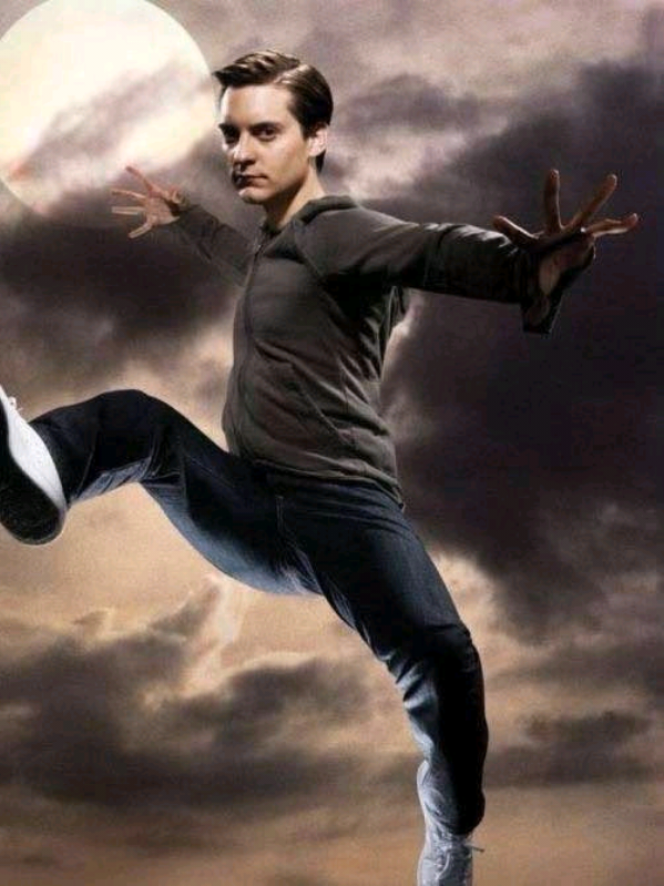 @&dagger;𝓒𝓪𝓼𝓼𝓸⸸