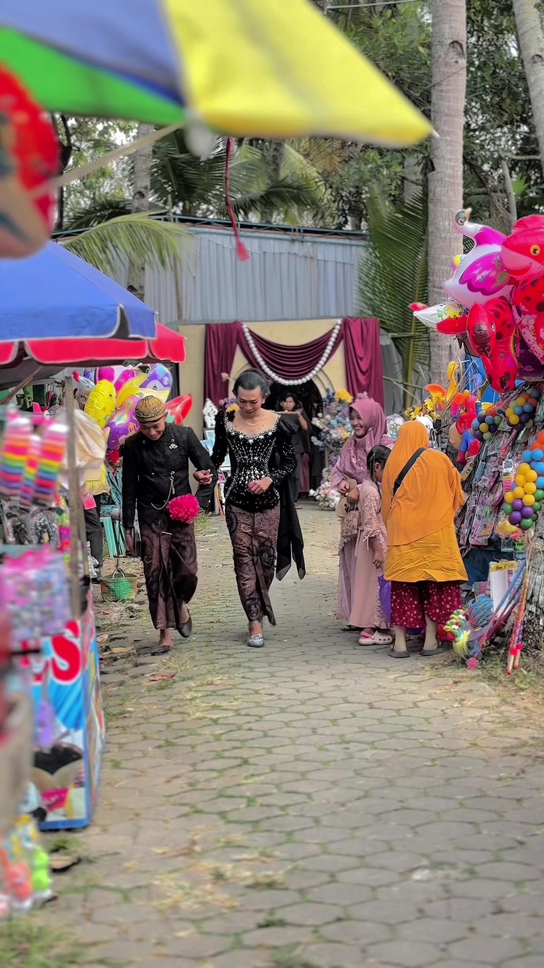 @Mbak Sari || Cucuk Lampah