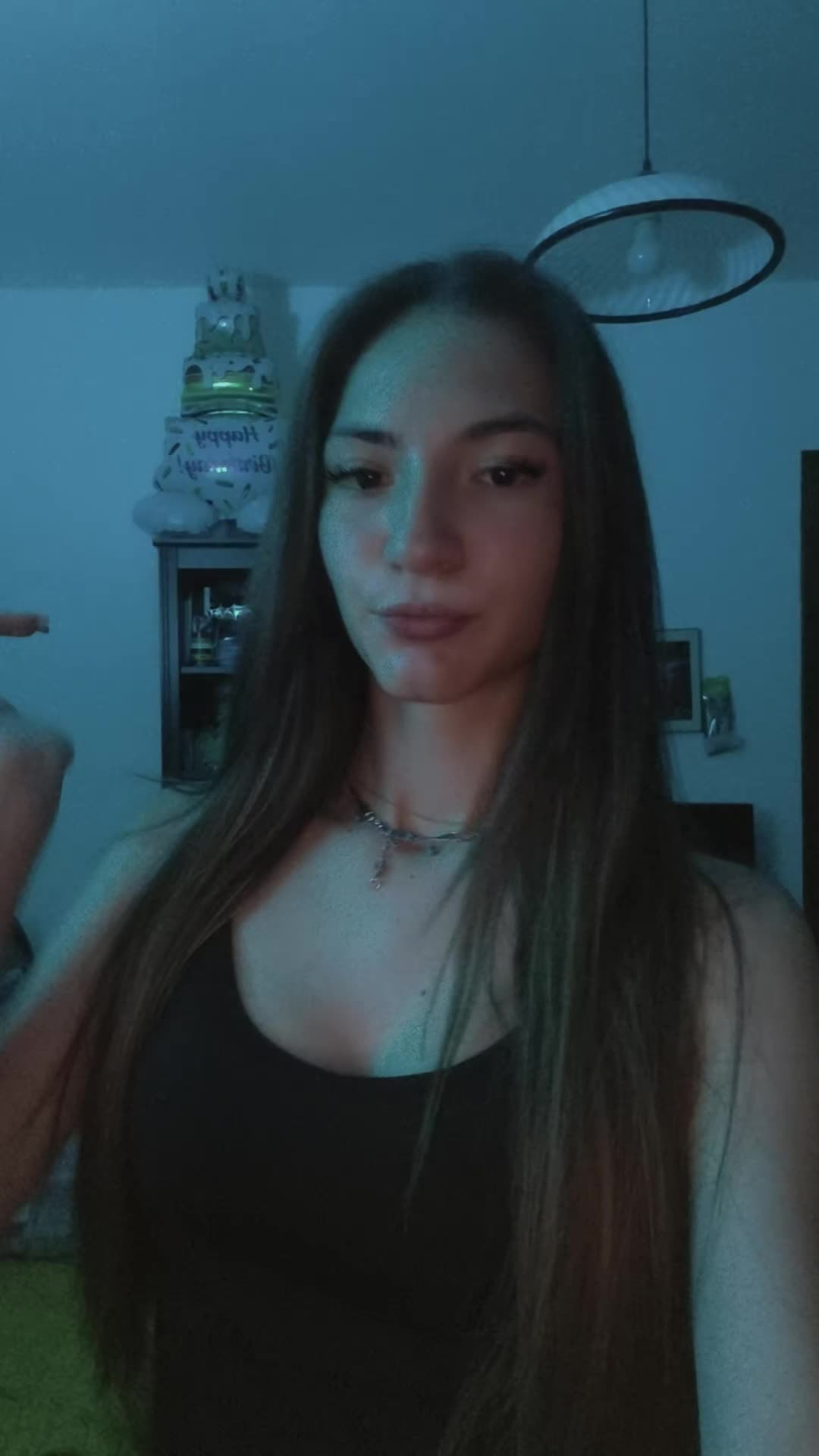 @_LaNadia_