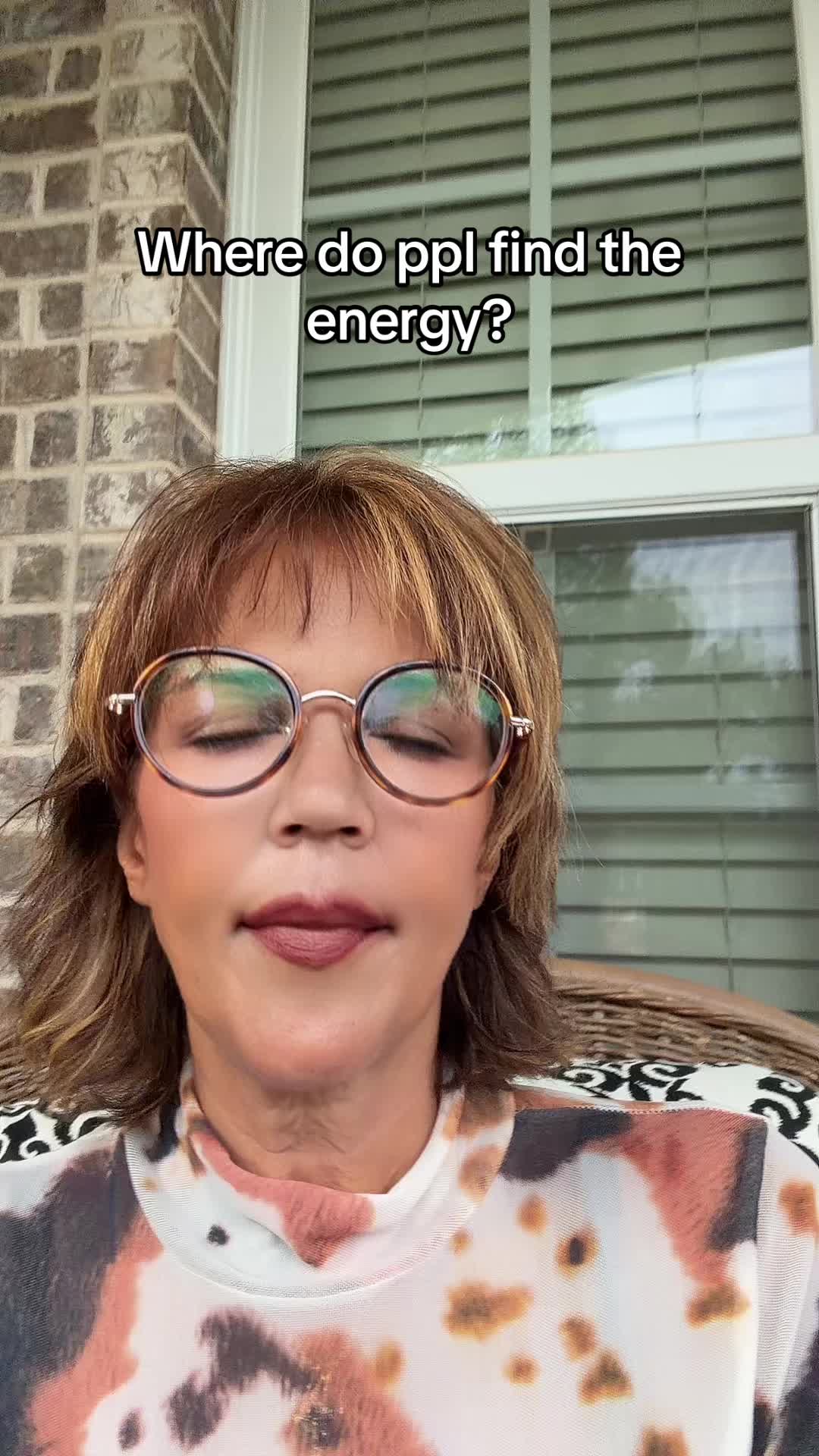 @Demi