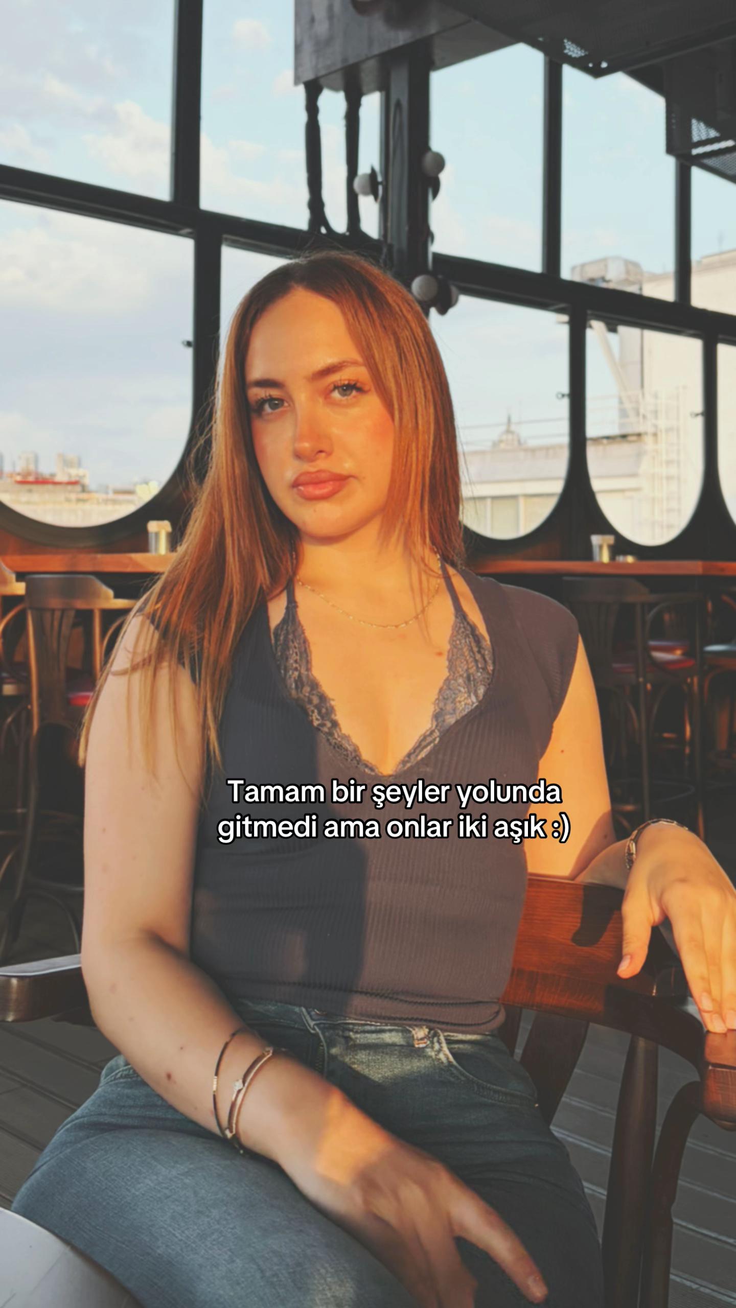 @Esmanurdklc