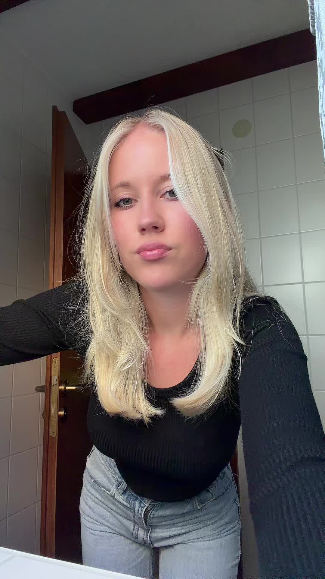 @larissa