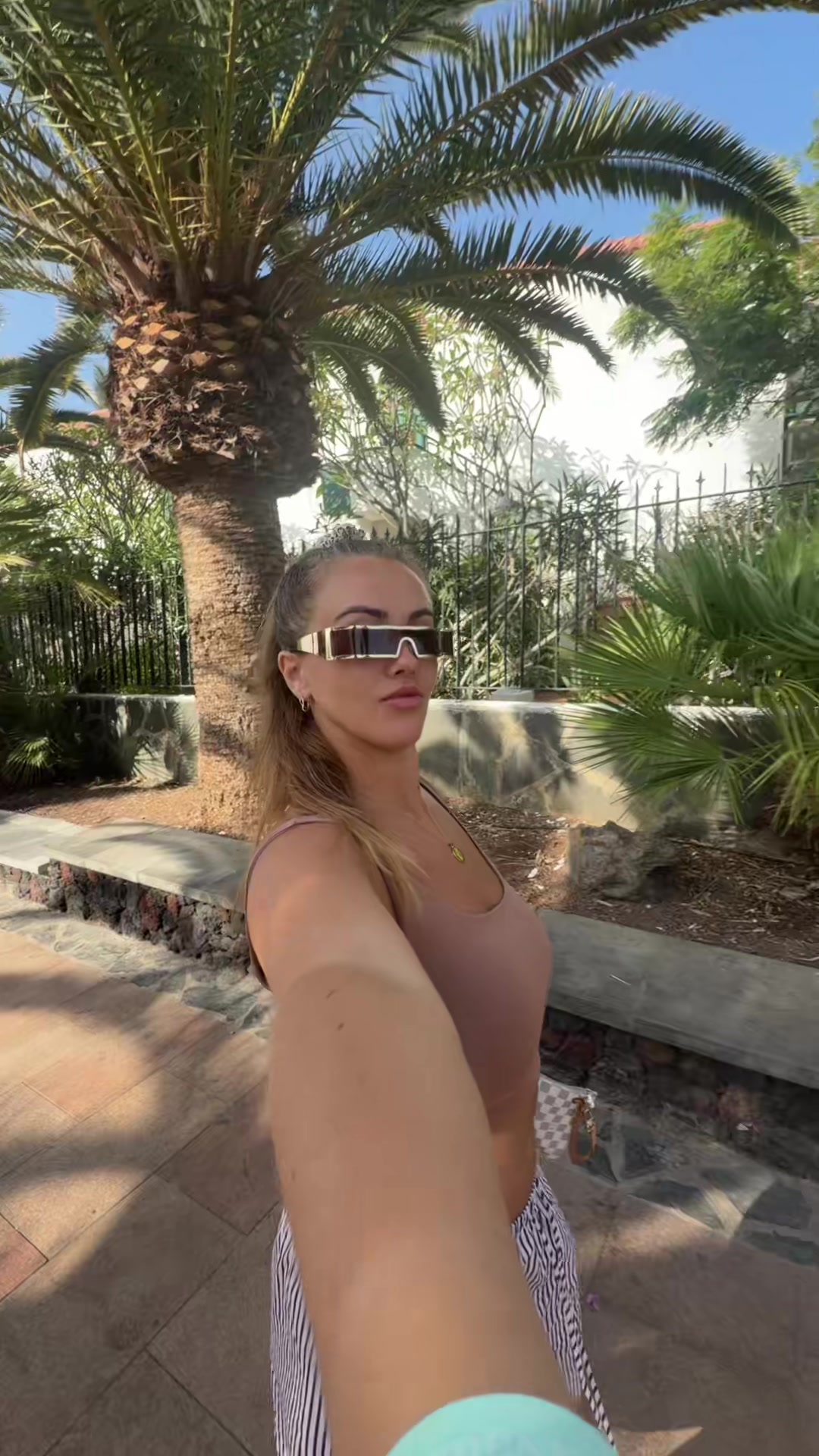 @missliveta
