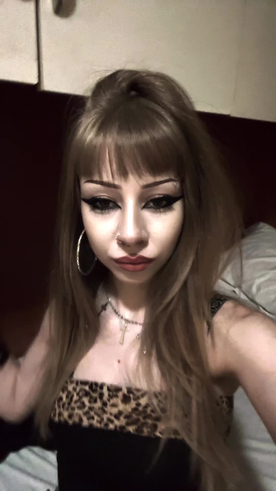 @🎀༘ ⋆&zeta;͜͡𝕲𝖍𝖔𝖘𝖙𝖌𝓲𝓻𝓵⋆🎀༘