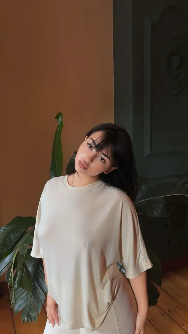 @hq
