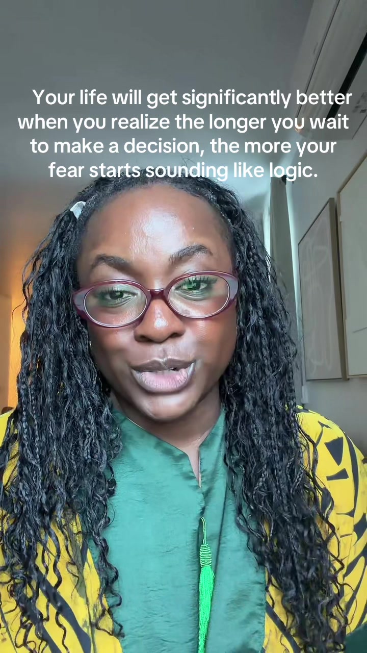 @Akosua