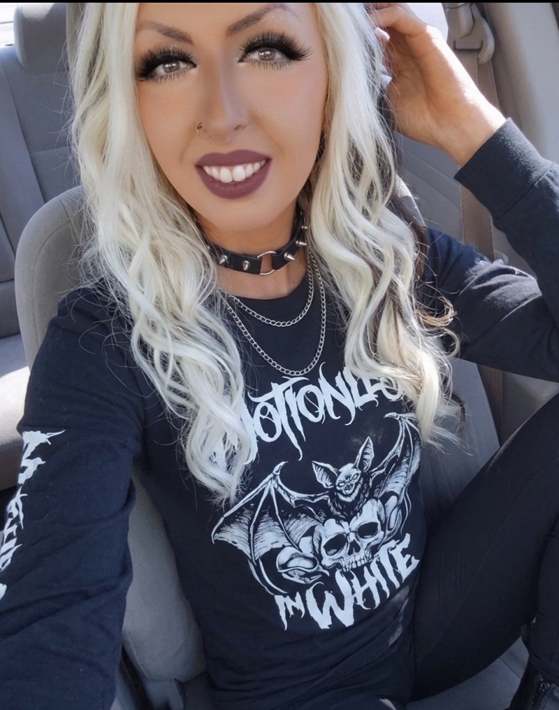 @✨️🖤 Megan 🖤✨️
