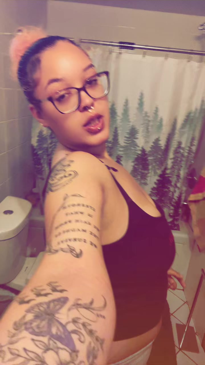 @thickbbria