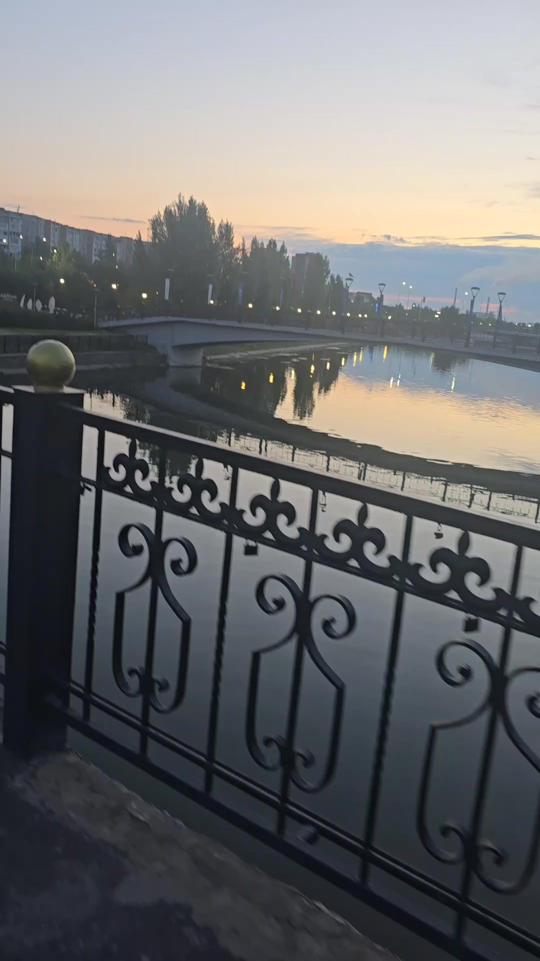 @лев