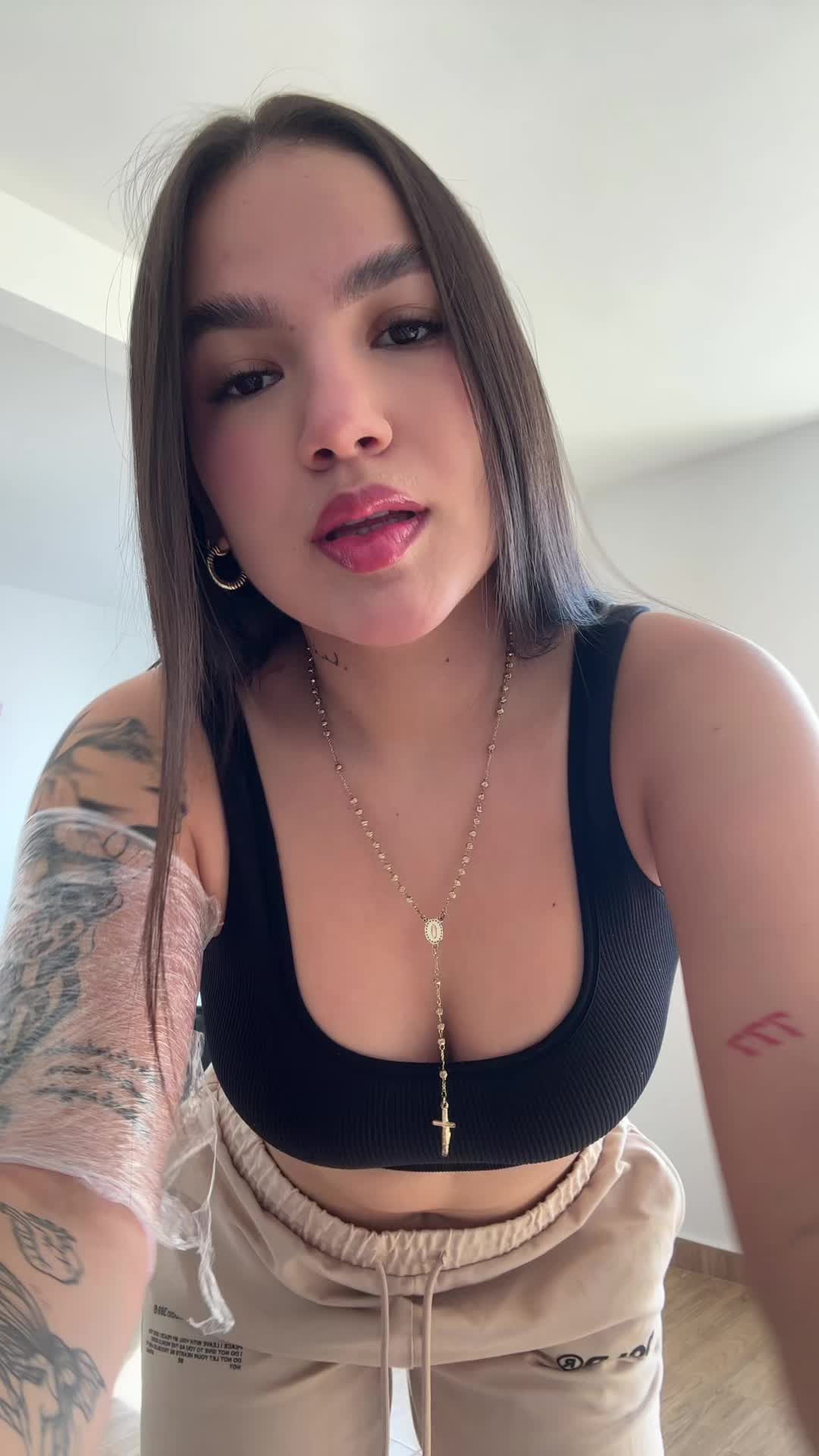 @isabellaaespinel__