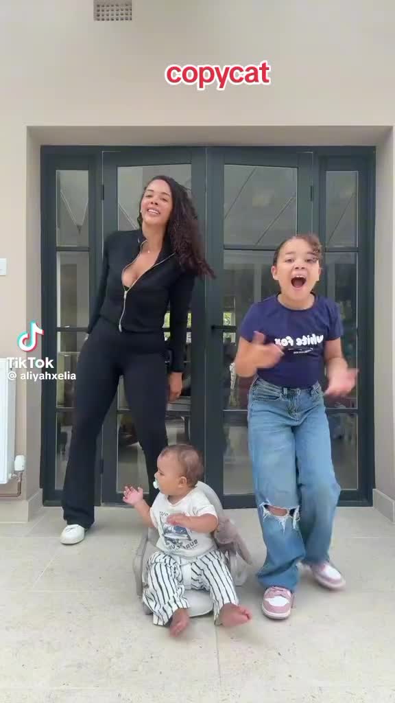 @f&eacute;minin_555