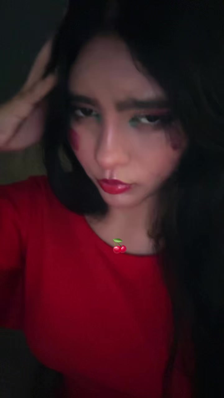 @Mely🍓