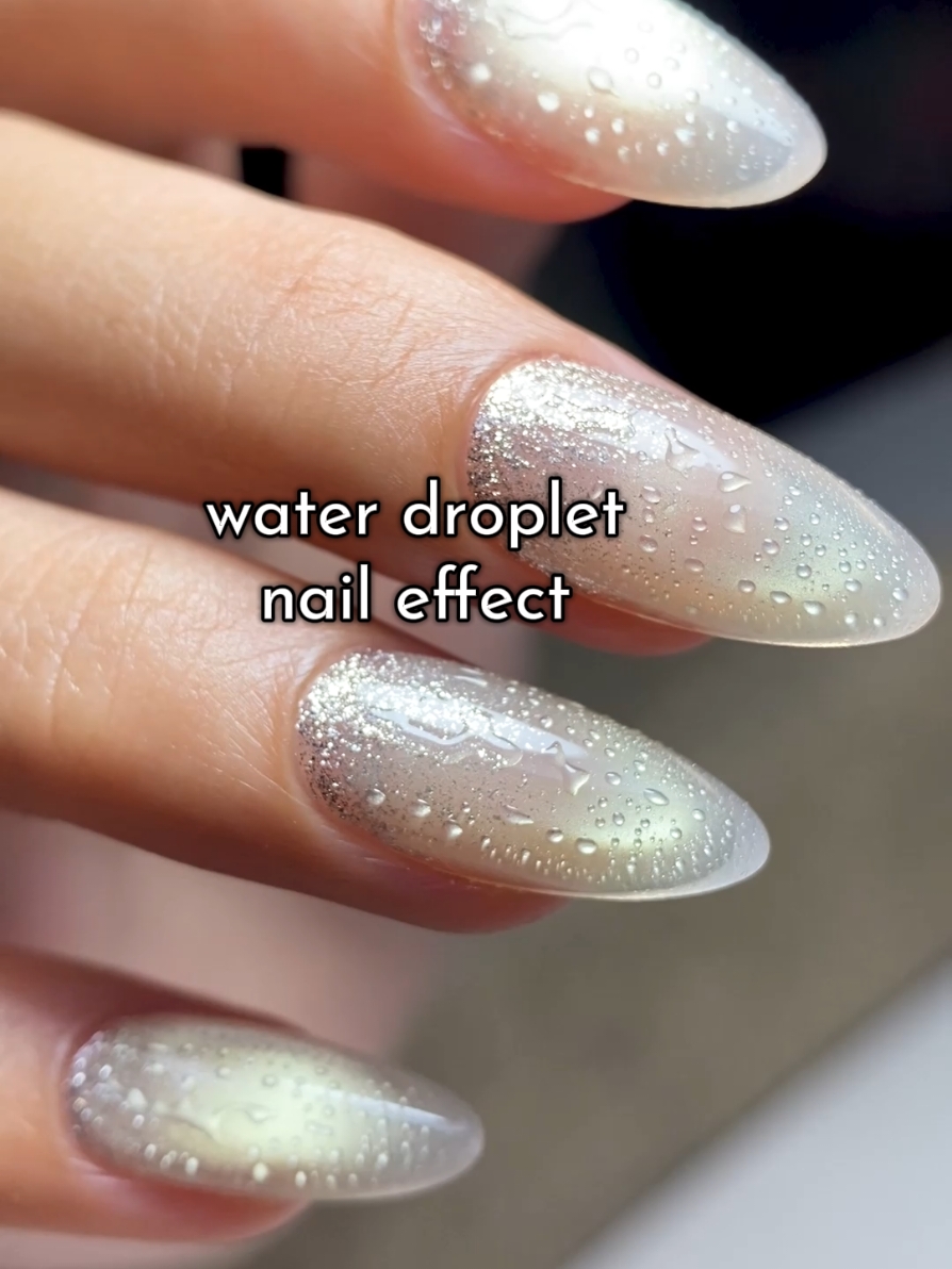 @Lavis Nail System