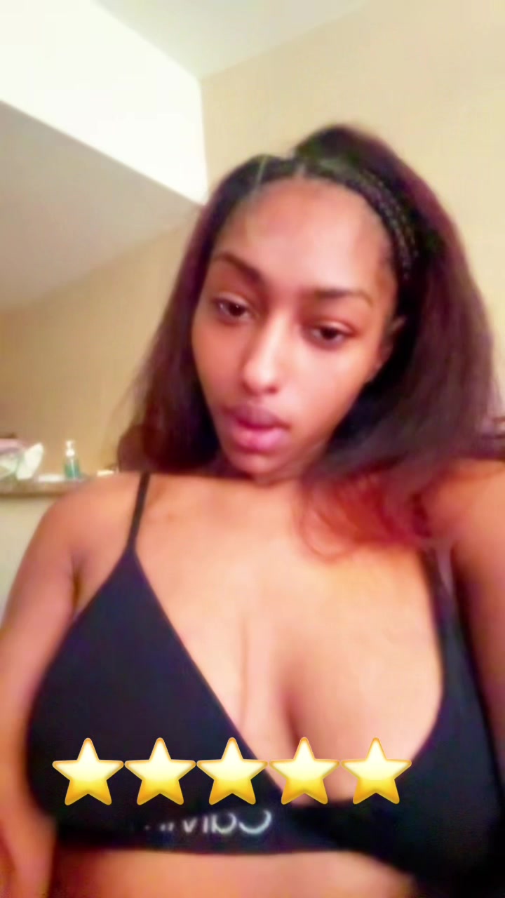 @theprettycapari