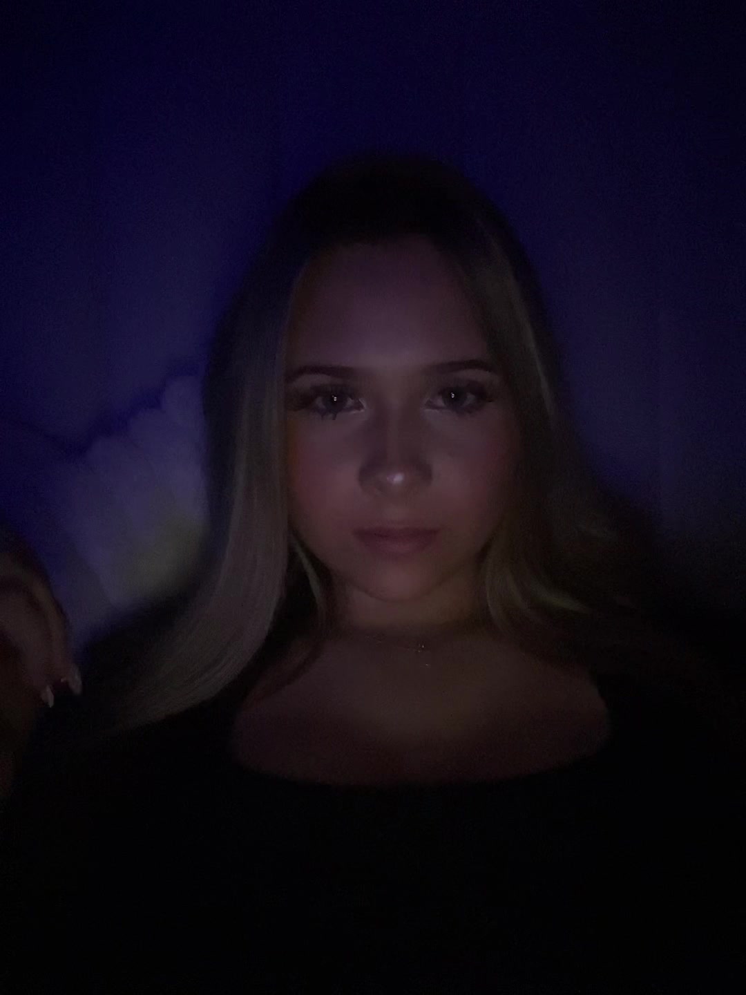 @𝐞𝐥𝐥𝐚 𝐩𝐞𝐚𝐫𝐥🤍