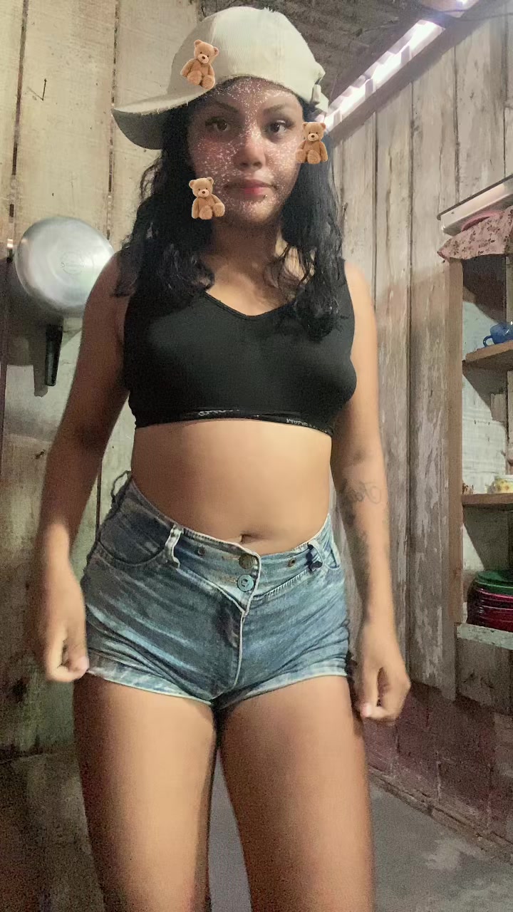 @emilly alvass