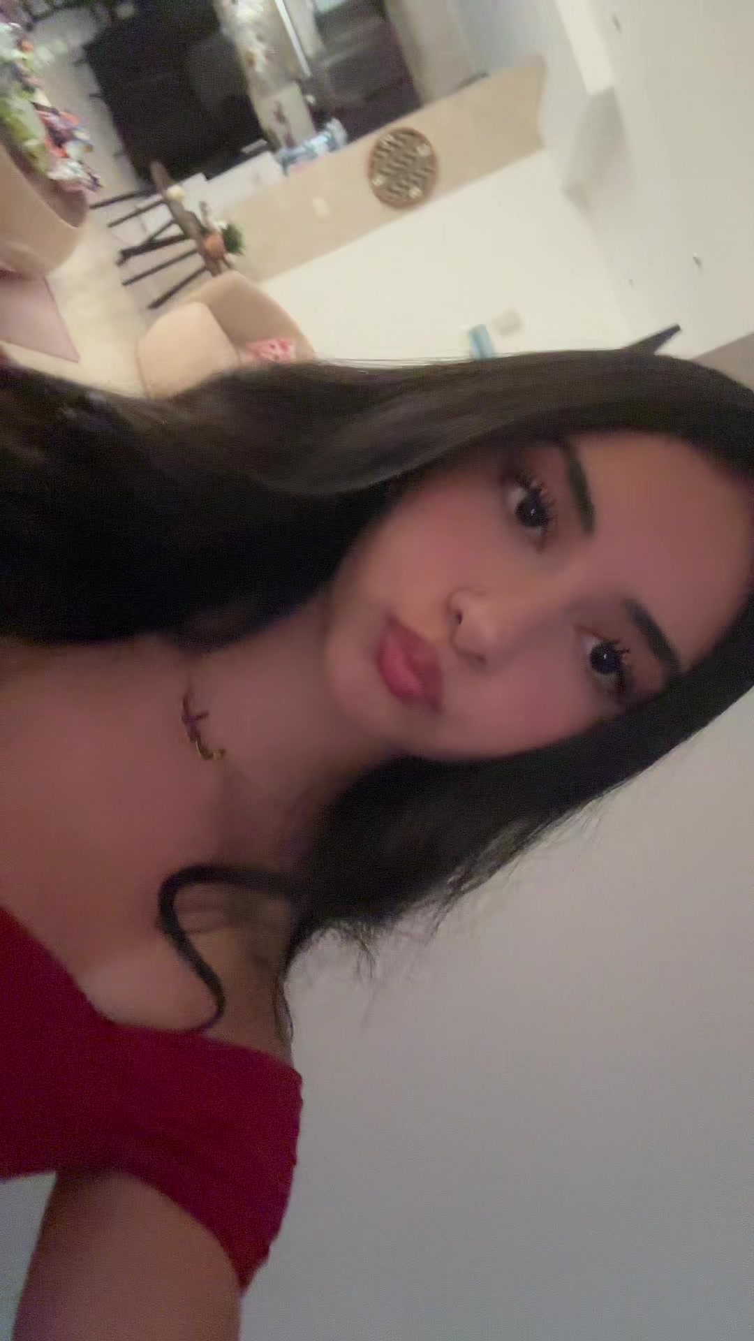 @selena