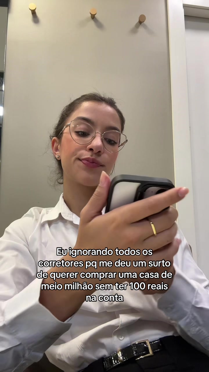 @Julia&ensp;Fragoso