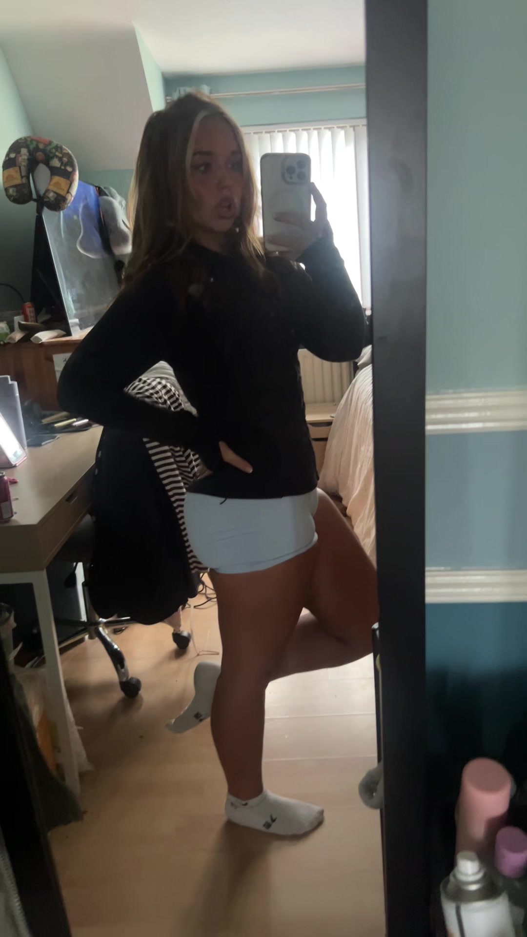 @robyn!