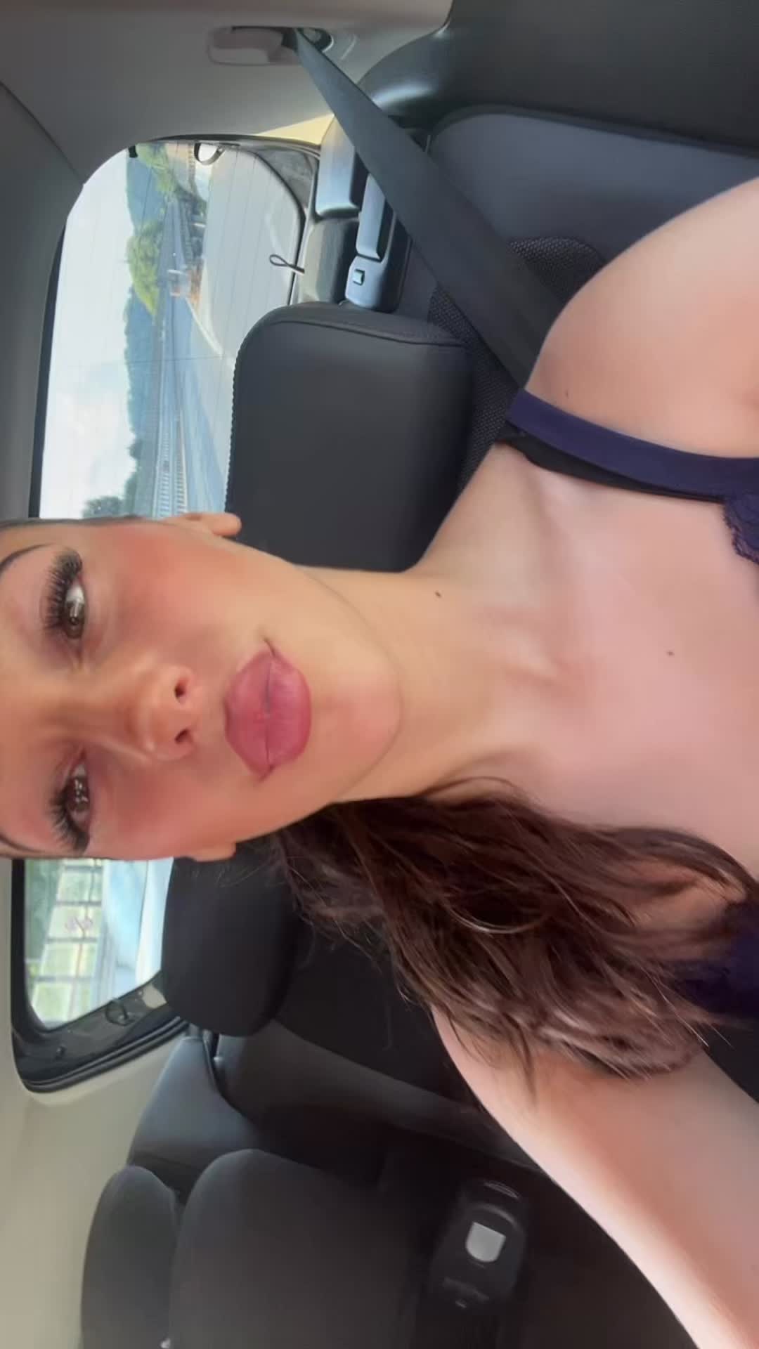 @😁🖕