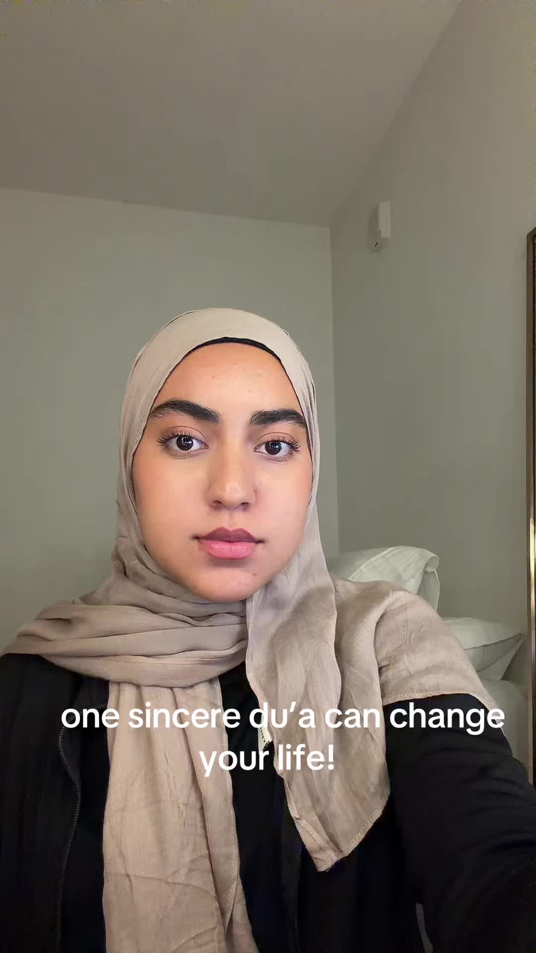 @AmiraInVogue
