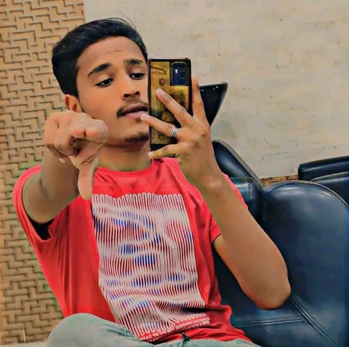 @Momin kharal👑