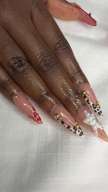@Dollhouse nails of Tampa