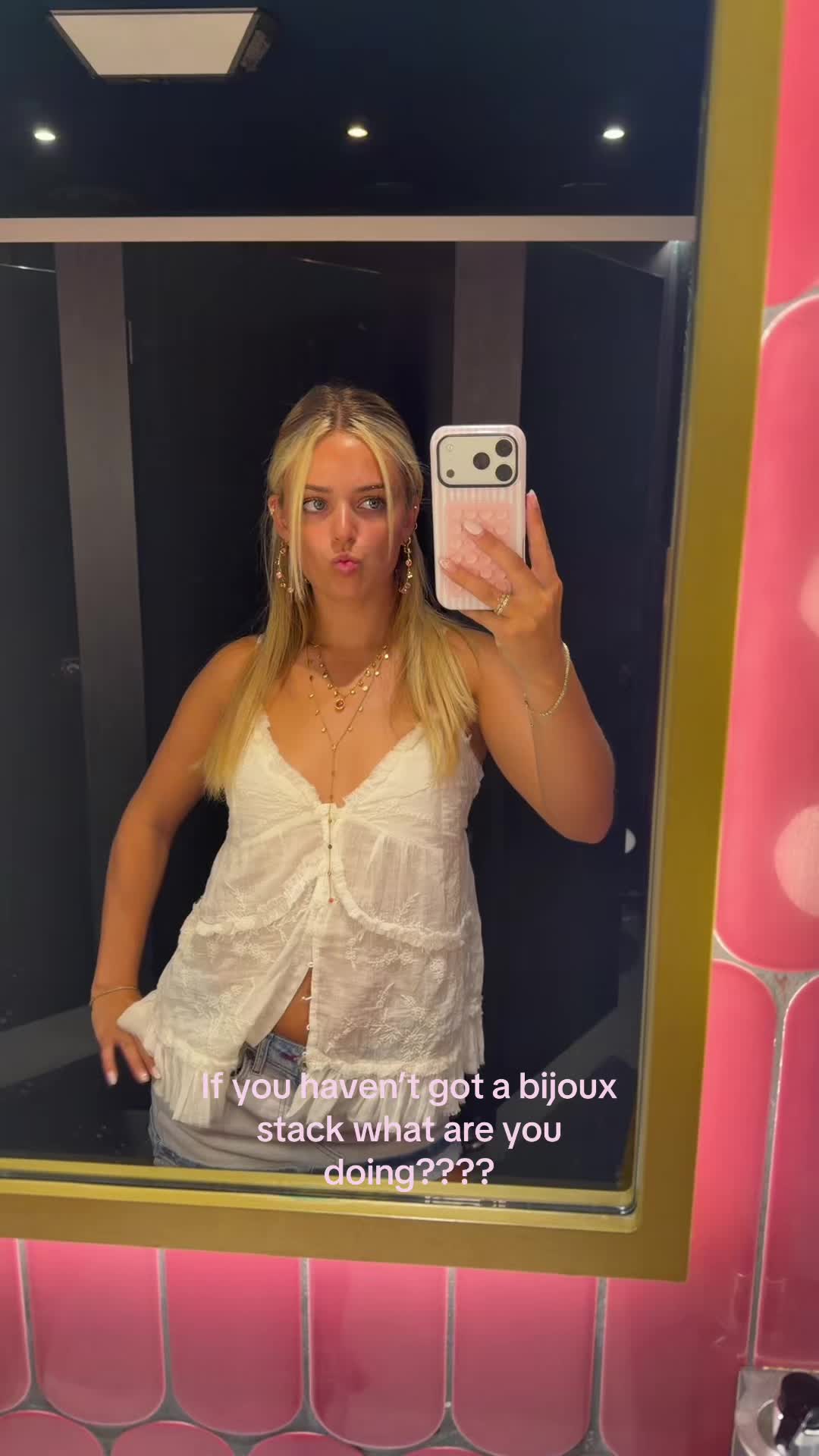 @an🧚✨🎀🐬
