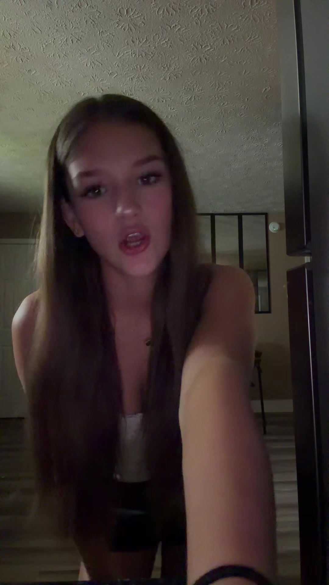 @Bella