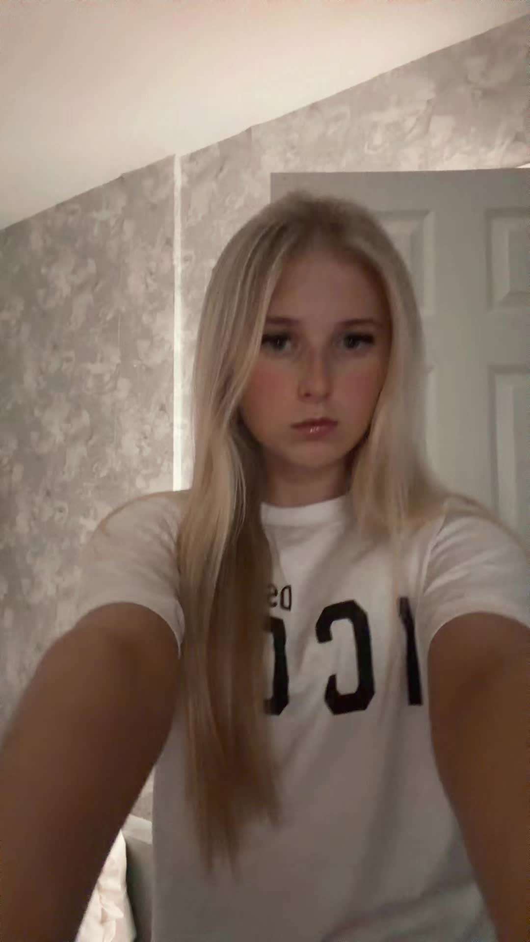 @𝕷𝕵𝖂♛