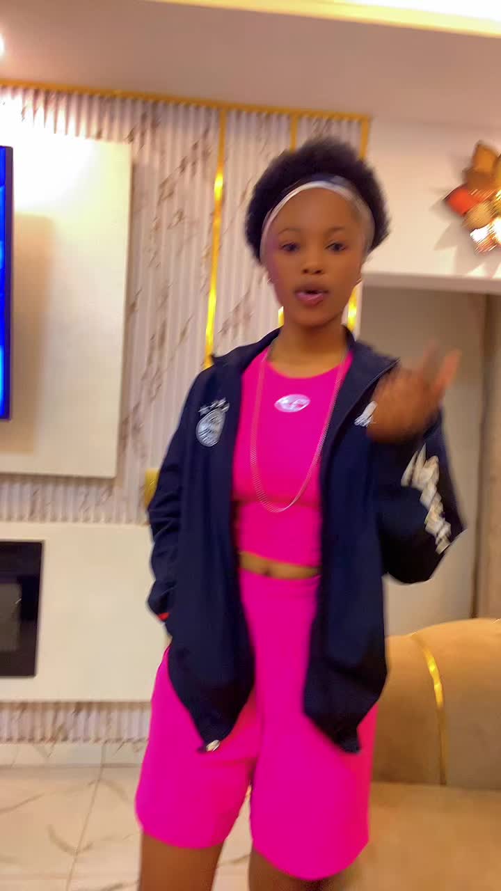 @La reine 👸 du 22 ao&ucirc;t ❤️