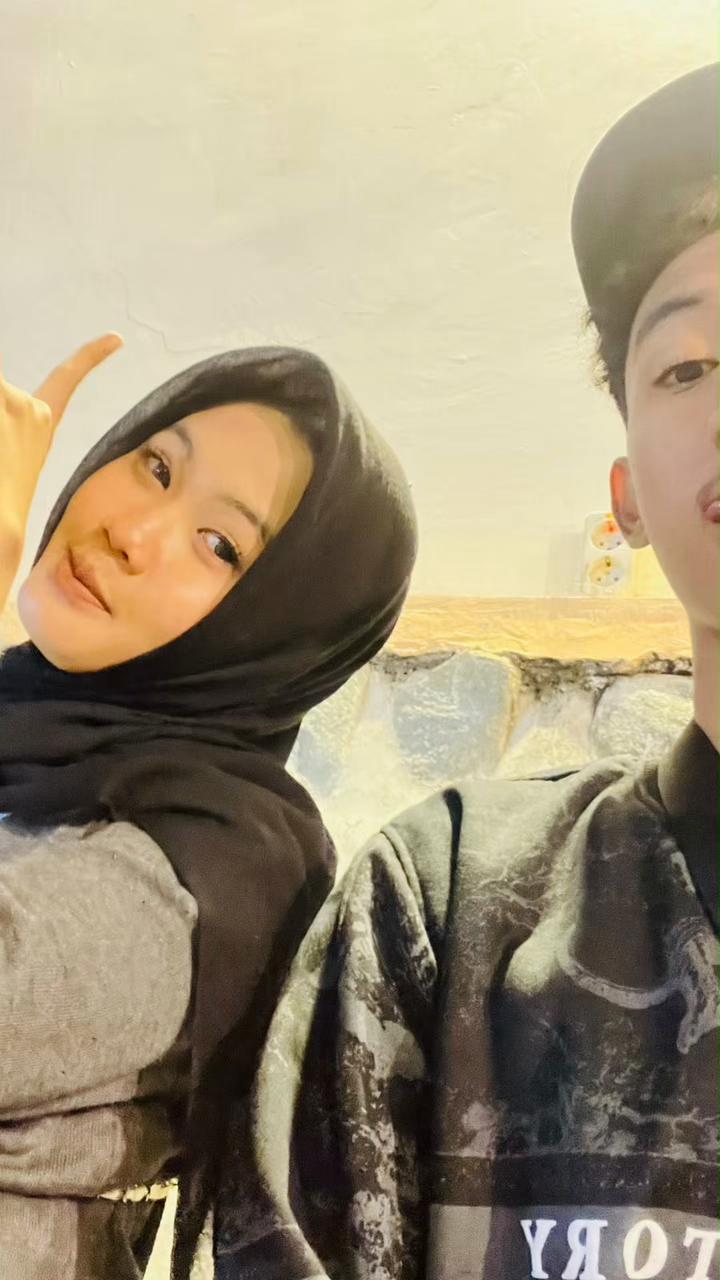 @rzky