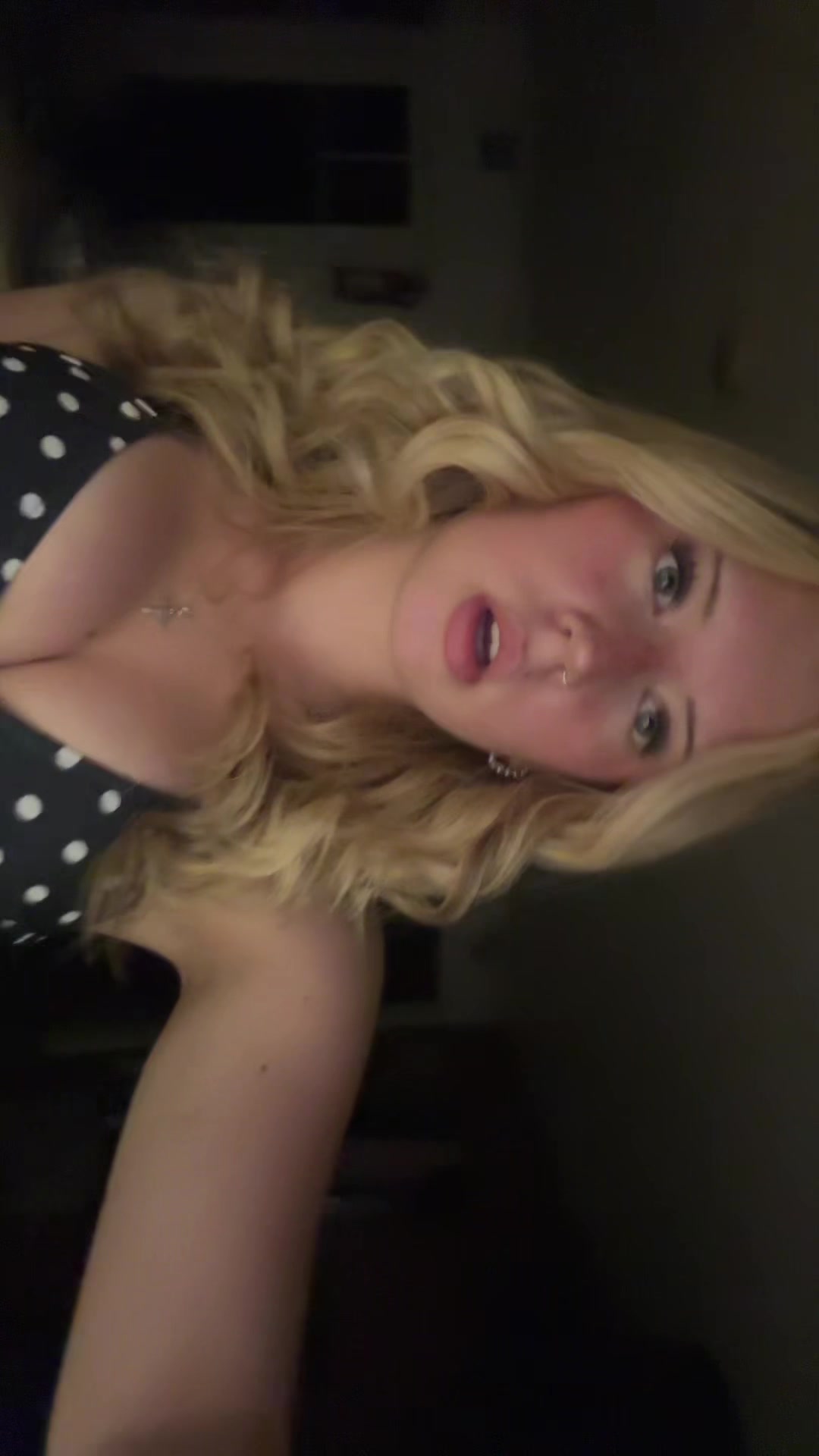 @Bella