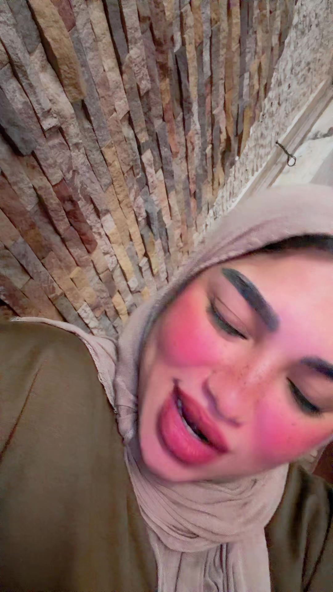 @LOGYELSONY
