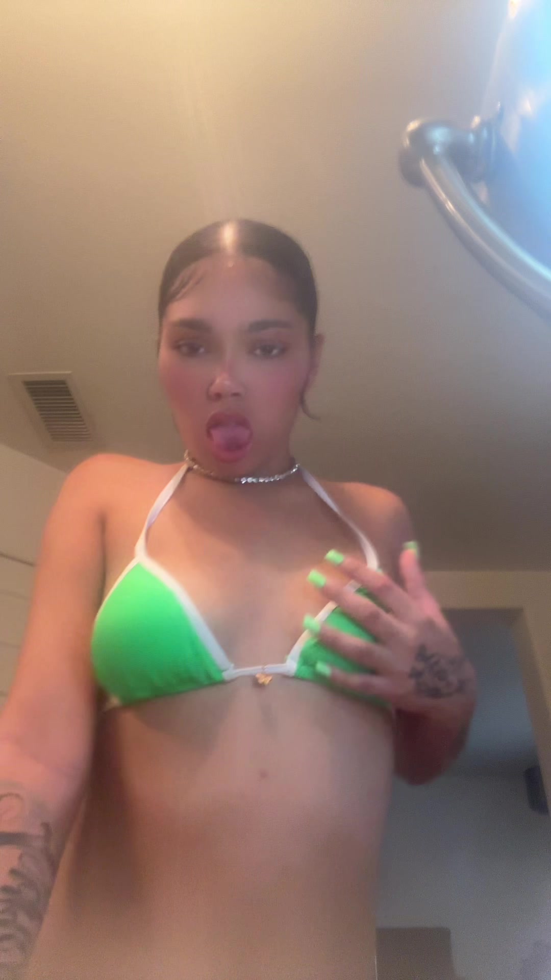 @Luvstarlex