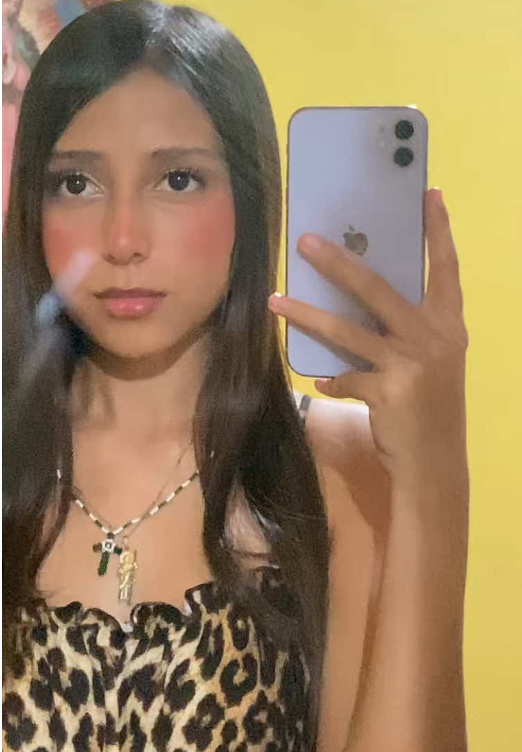 @Estefany🖤