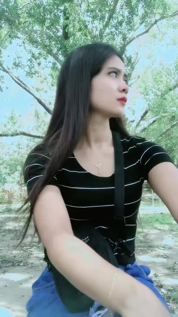 @Gadis Blitar 🇮🇩