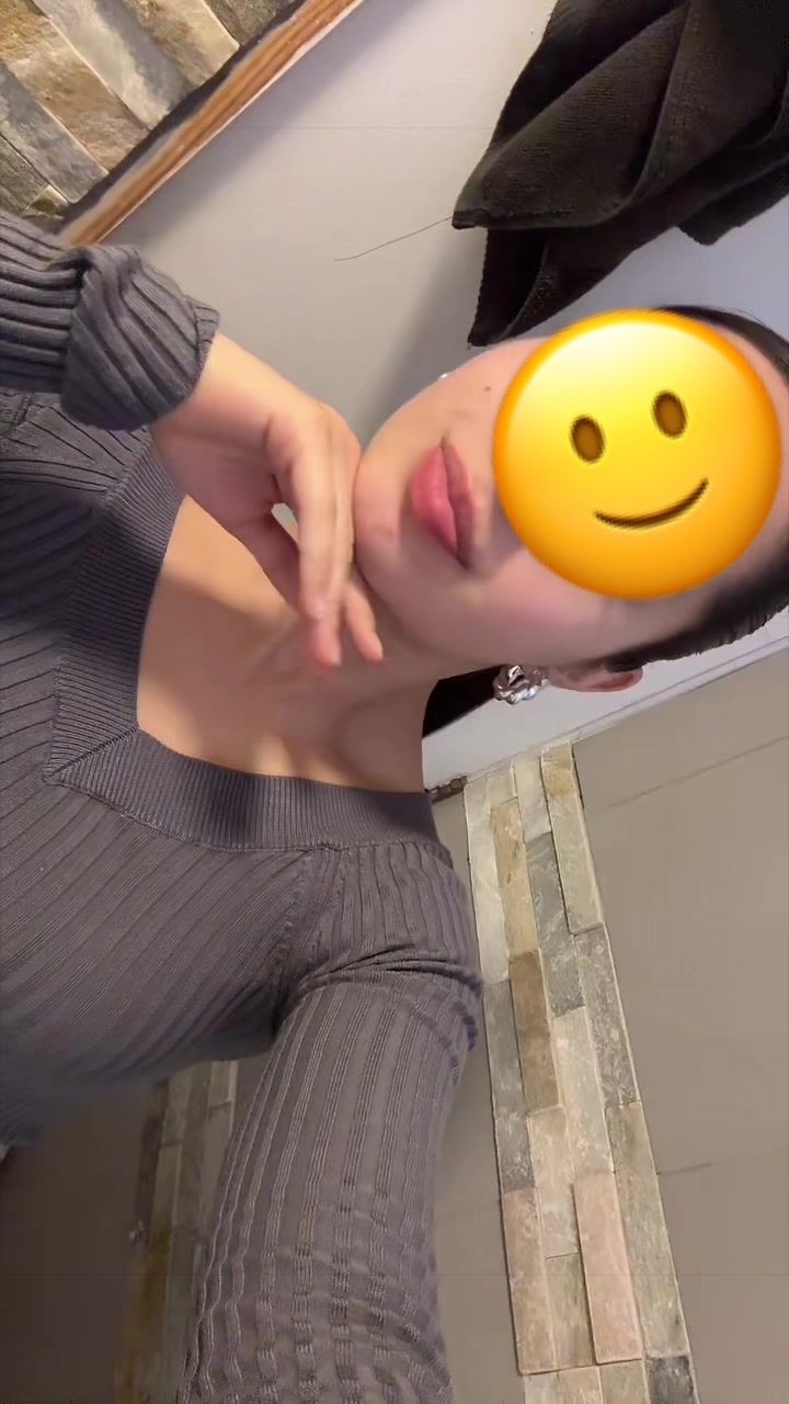 @𝓐𝓷𝓽𝓸𝓷𝓲𝓪