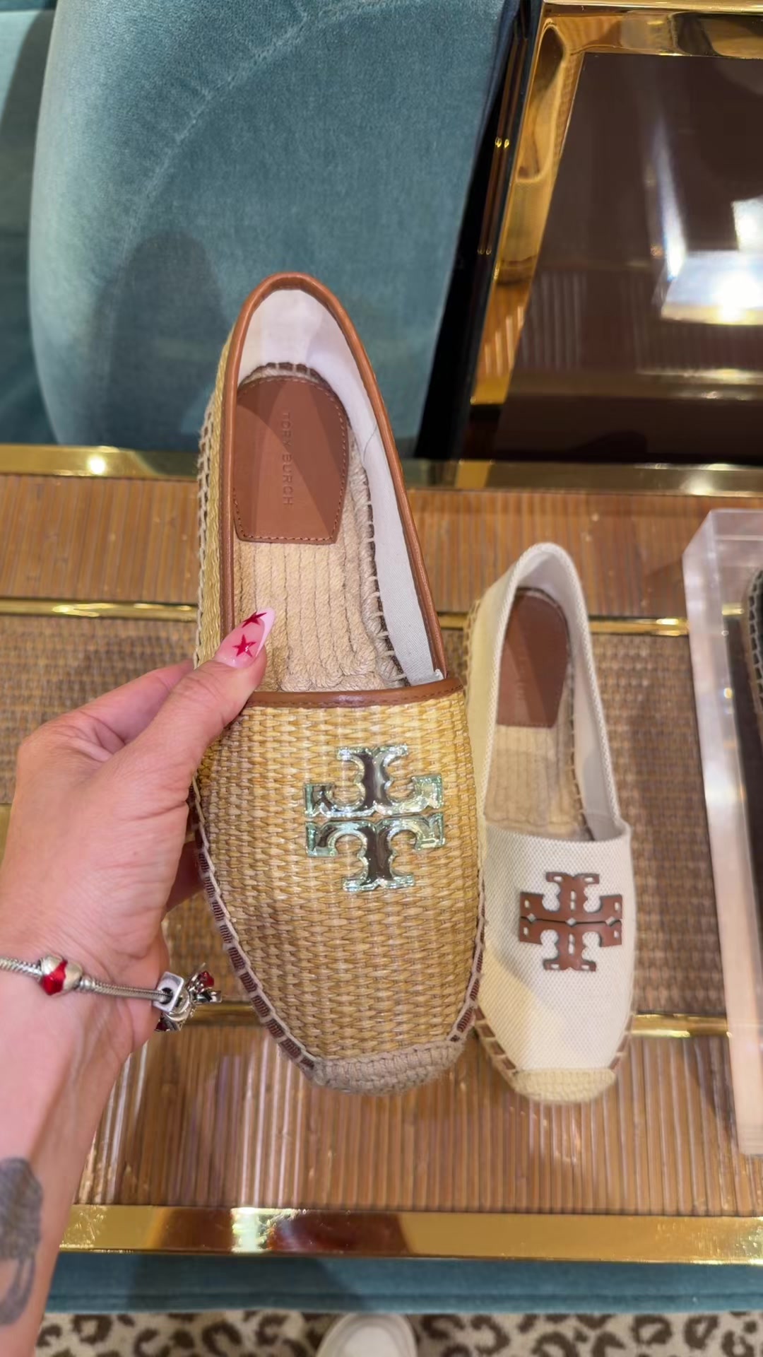 @PerlaOchoaBoutique
