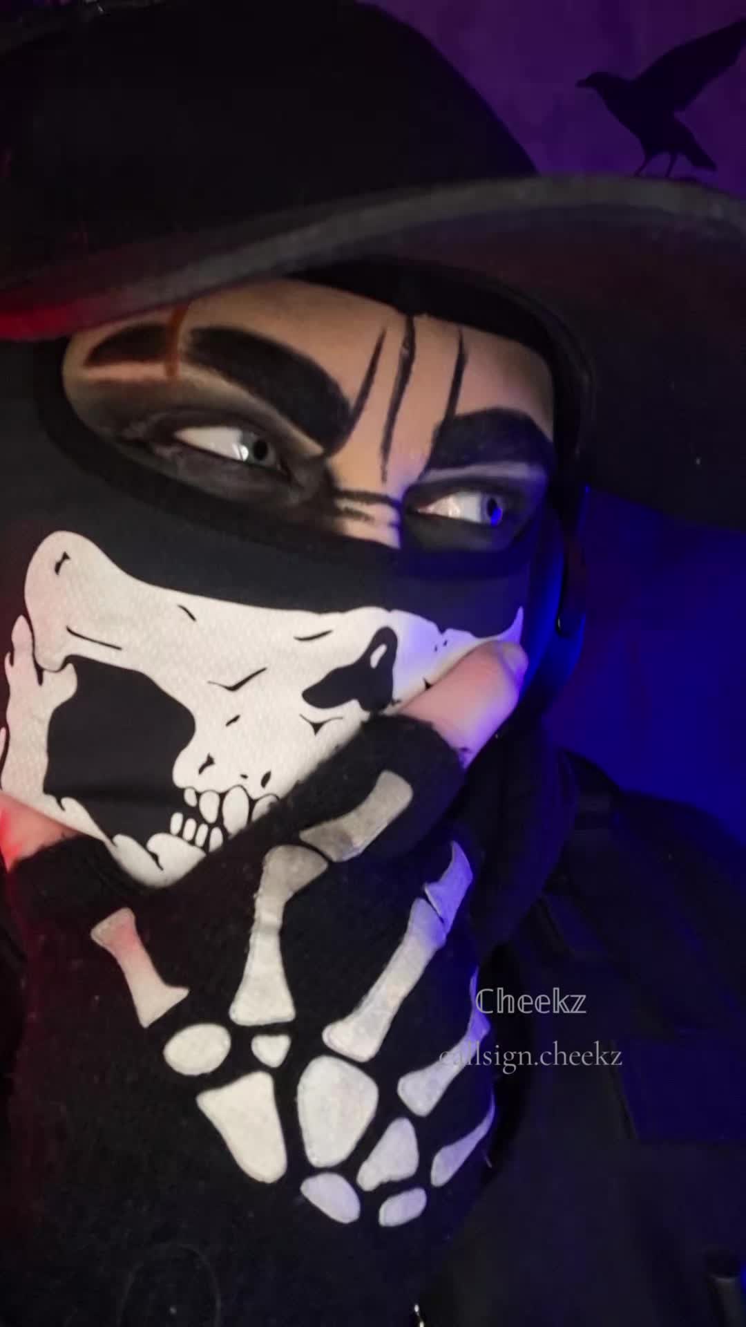 @ℂ𝕙𝕖𝕖𝕜𝕫