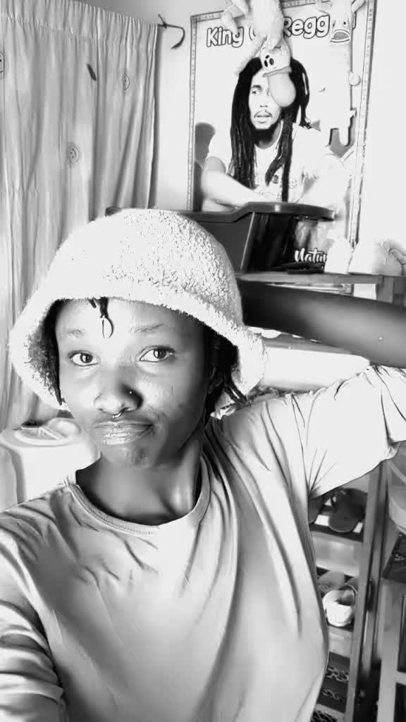@THEE MWAHS