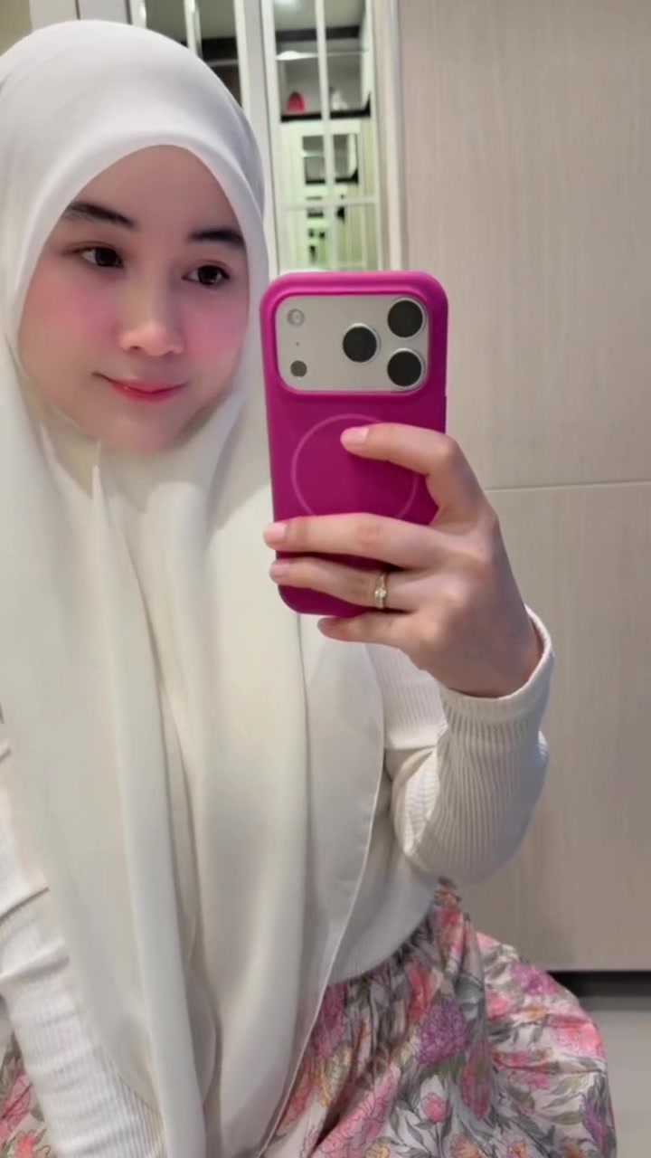 @Dira🐣✌🏻