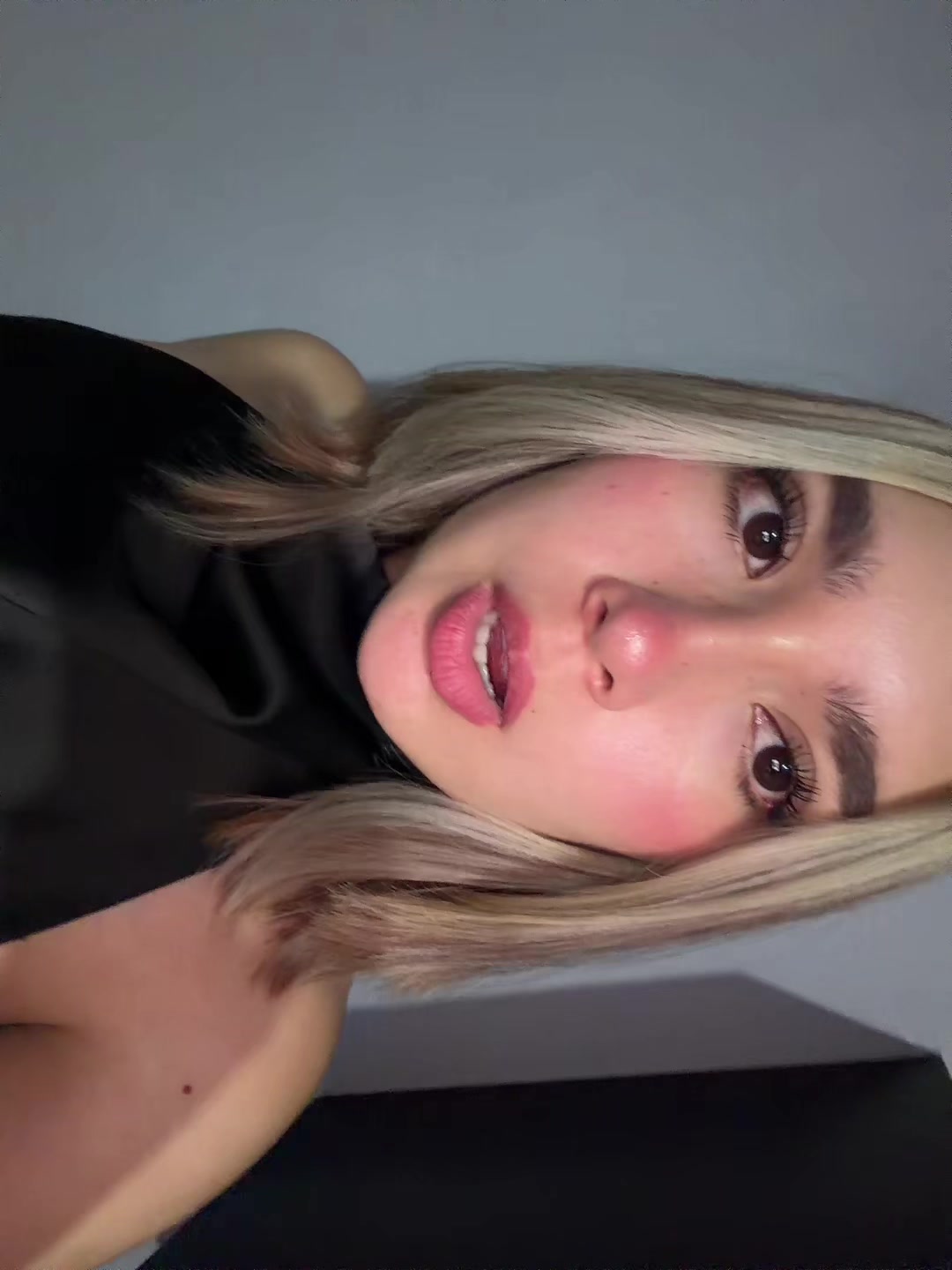 @Valentina