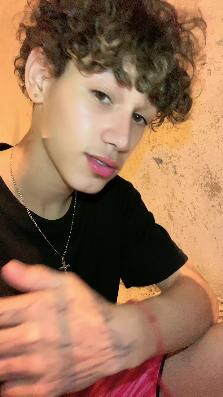 @May🐺.