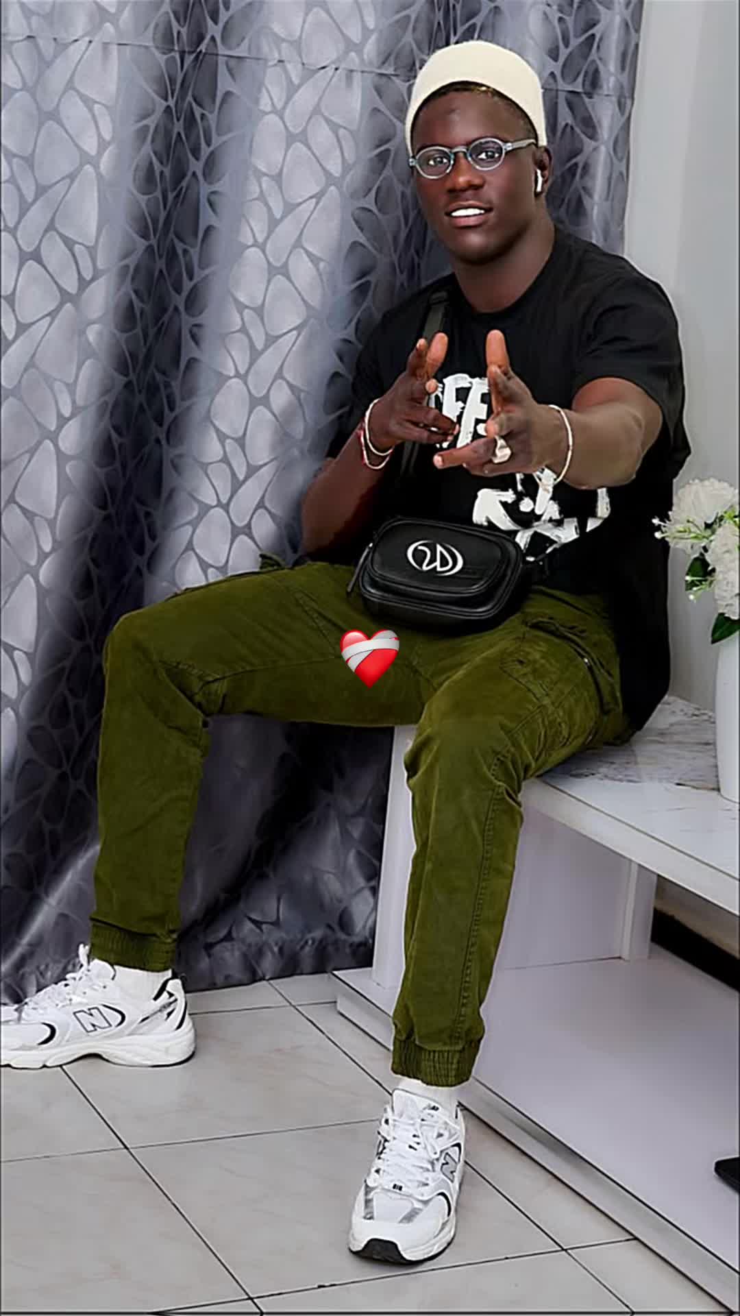 @𝓐𝓭𝓪~𝓓𝓮𝓾𝓰𝓰⭐️❤️✈️