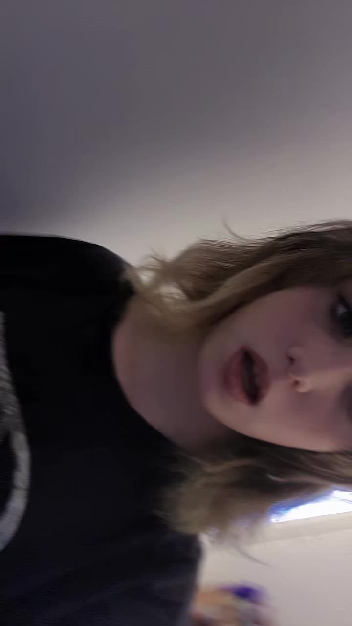 @glit3r_hottie