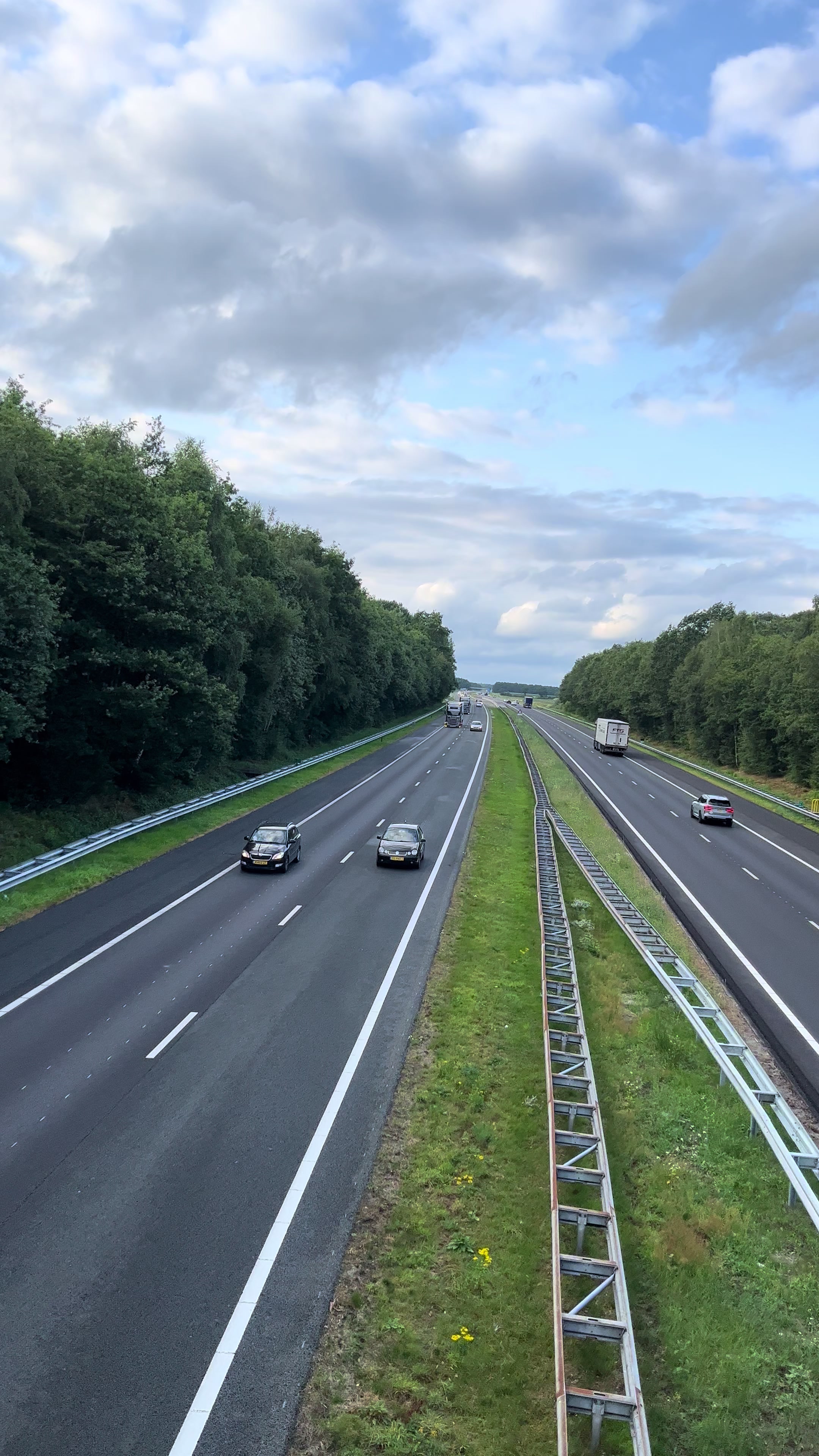 @GermanTruckspotter