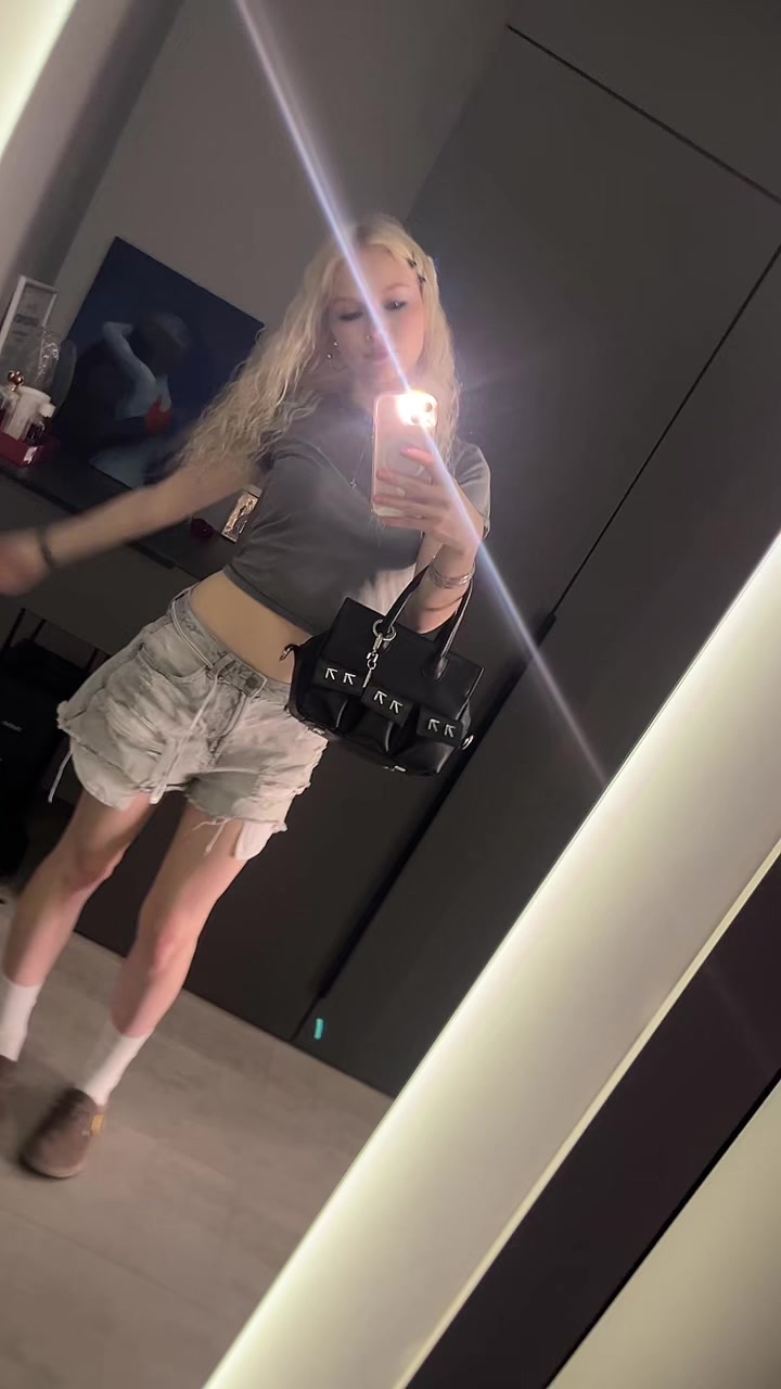 @Тгк:СОНЯ СНОВА 💋