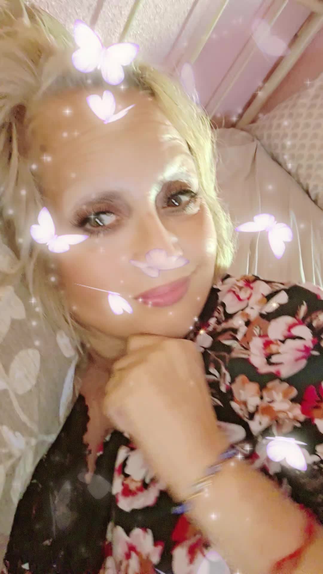 @Victoria