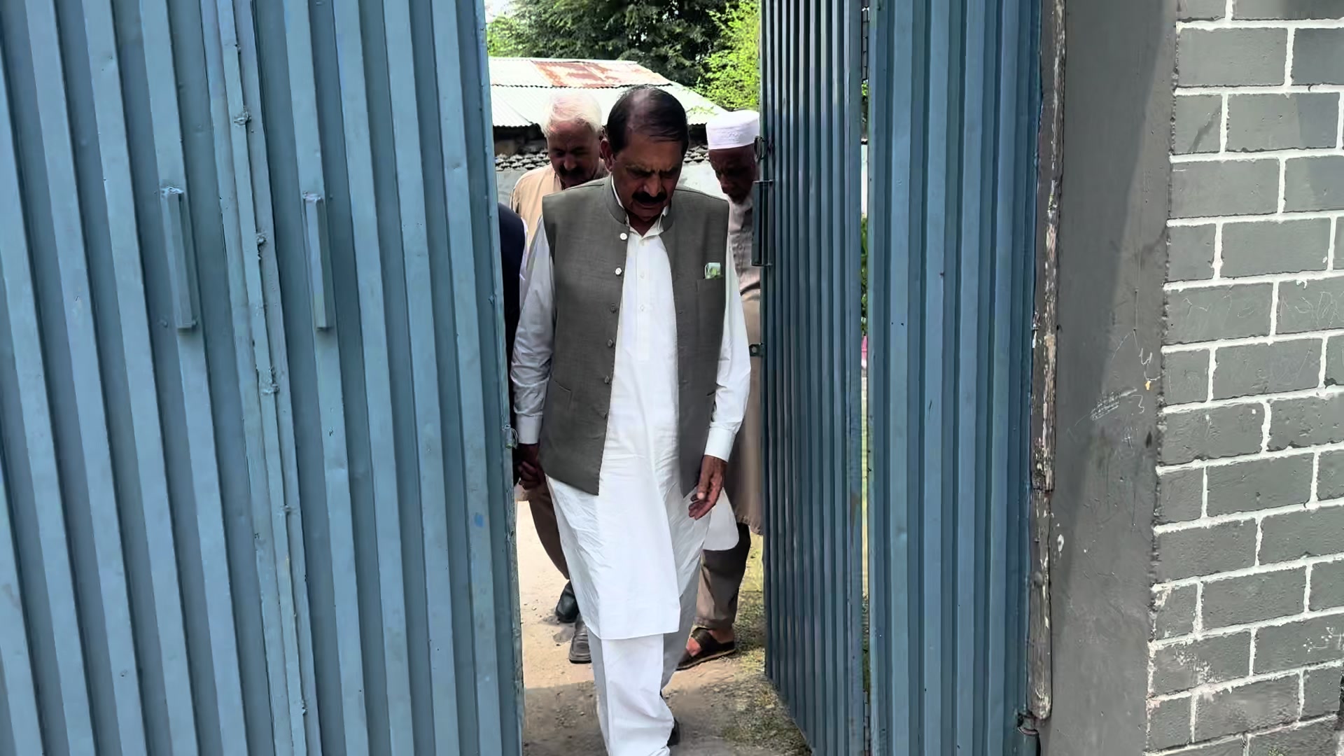 @MUNSIF JAN GUJJAR ASC